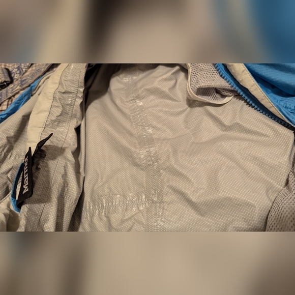 Women's Marmot Waterproof PitZips Rain Coat With Hood Blue Size Medium - Picture 6 of 6